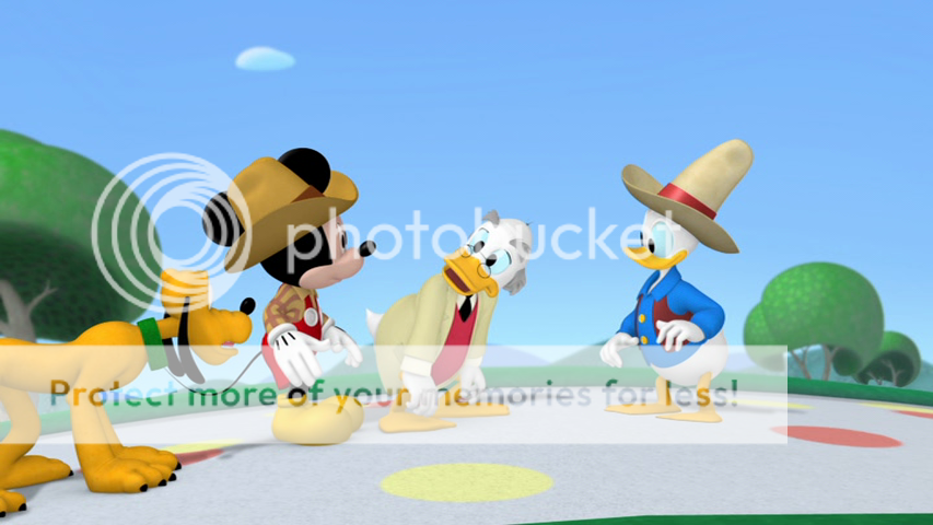 Mickey And Donald Have A Farm 2012 DVDR Animacion Latino   Vlcsnap 2012 12 09 22h18m54s15 